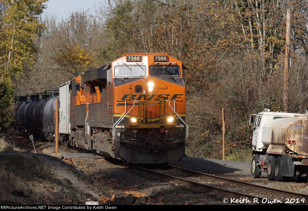 BNSF 7986